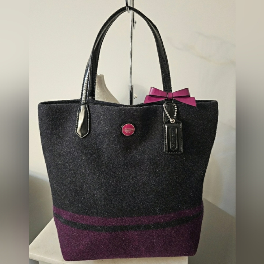 Coach wool carryall bag